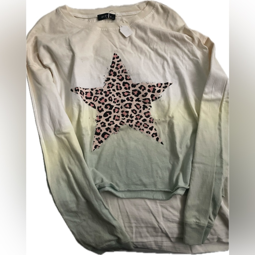 Stylish long sleeve T-shirt